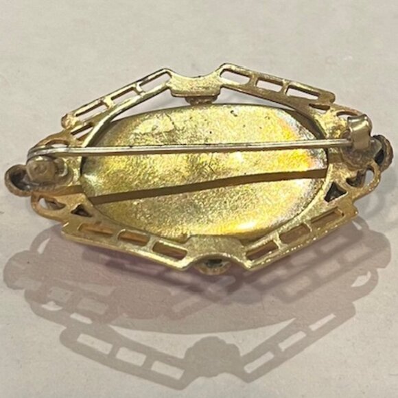 Romantic Antique Pink & Gold Brooch - Picture 2 of 5